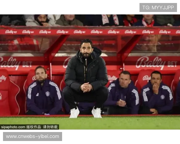 曼联三连平丢分，临时主帅战术调整见雏形
