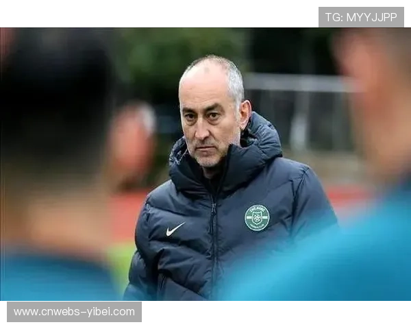 浙江队新帅罗斯·阿洛伊西上任：强调定位球战术和高强度逼抢